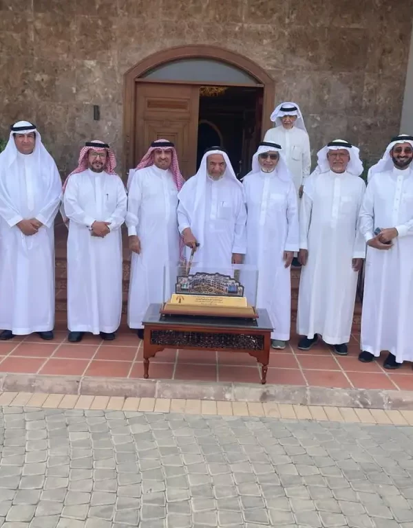 2b834bd3 e71b 43ba 8e92 9b0ef7f99a0b 600x768